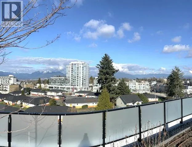 107 4933 CLADENDON AVENUE, Vancouver, British Columbia B5R0J6