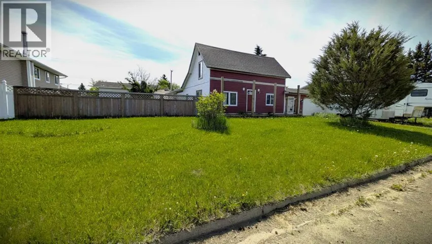 110 Niblock Street, Bawlf, Alberta T0B0C3
