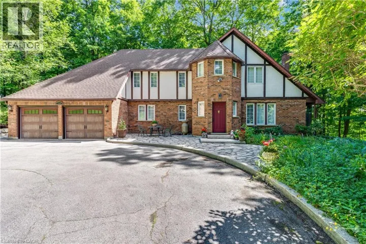 110 GRAND RIDGE Drive, Cambridge, Ontario N1S4E4