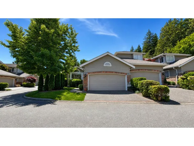 15 2688 150 STREET, Surrey, British Columbia V4P1P1