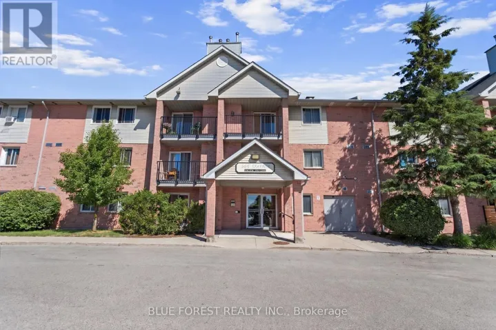 55 - 144 CONWAY DRIVE, London South (South X), Ontario N6E3N3