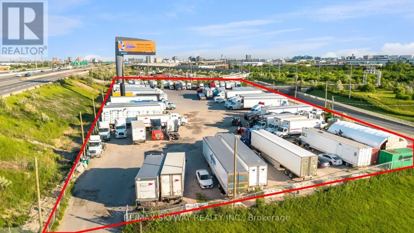 6351 GOREWAY DRIVE, Mississauga (Northeast), Ontario L4V1P6