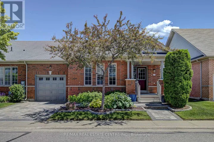 11 FAIRVALLEY STREET, Brampton (Sandringham-Wellington), Ontario L6R0W2