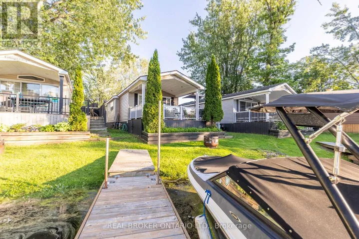 16 - 1082 SHAMROCK MARINA ROAD, Gravenhurst (Morrison), Ontario P0E1N0