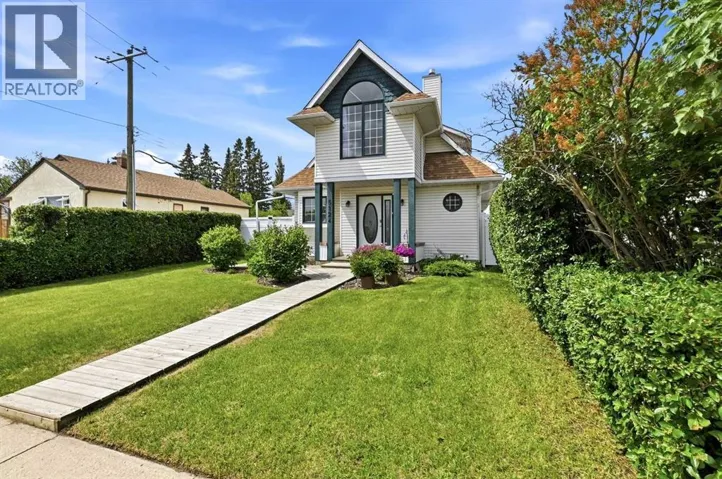 5124 53 Street, Lacombe, Alberta T4L1J7