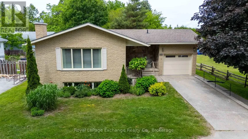 579 PEIRSON AVENUE, Saugeen Shores, Ontario N0H2C4