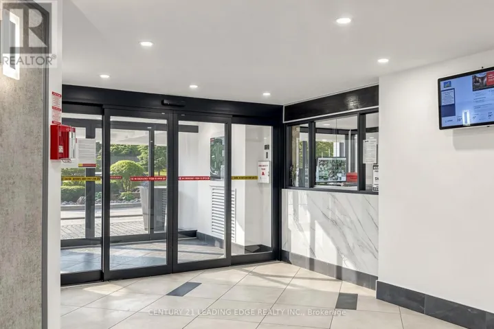 304 - 5 VICORA LINKWAY, Toronto (Flemingdon Park), Ontario M3C1A7