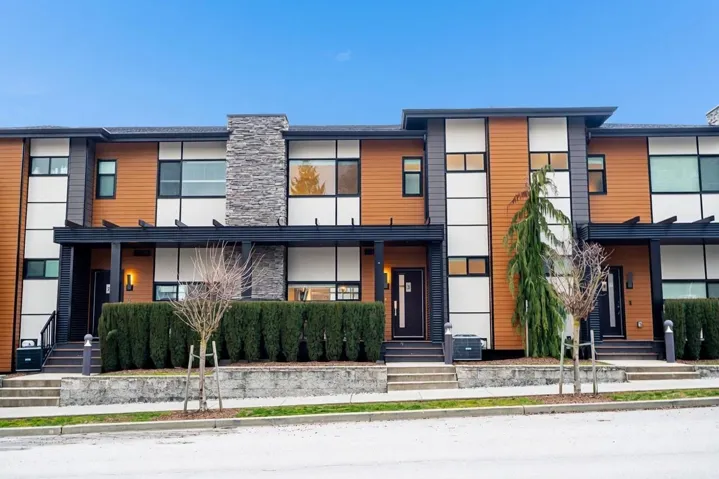3 33209 CHERRY AVENUE, Mission, British Columbia V2V0G8