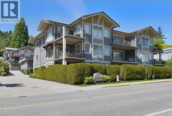 105 414 GOWER POINT ROAD, Gibsons, British Columbia V0N1V5