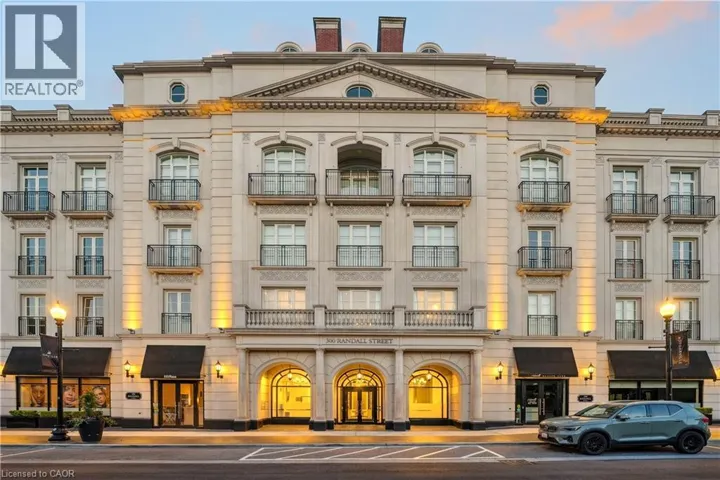 300 RANDALL Street Unit# PH1, Oakville, Ontario L6J0G2