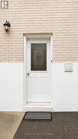 LOWER - 328 WOODSWORTH ROAD, Toronto (St. Andrew-Windfields), Ontario M2L2T6