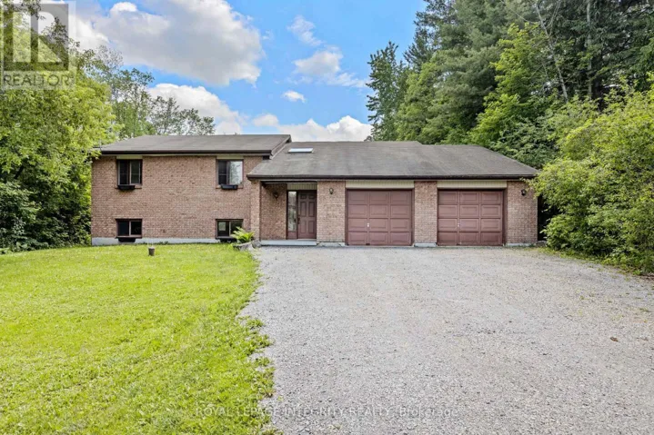 1702 CENTURY ROAD, Ottawa, Ontario K0A2E0