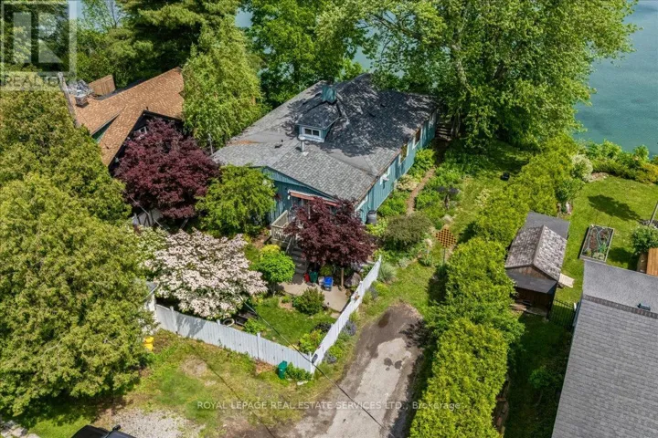 2 14TH STREET, Grimsby (Grimsby Beach), Ontario L3M2W2