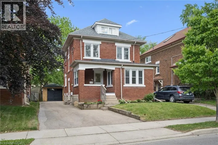 38 STIRLING Avenue N, Kitchener, Ontario N2H3G5
