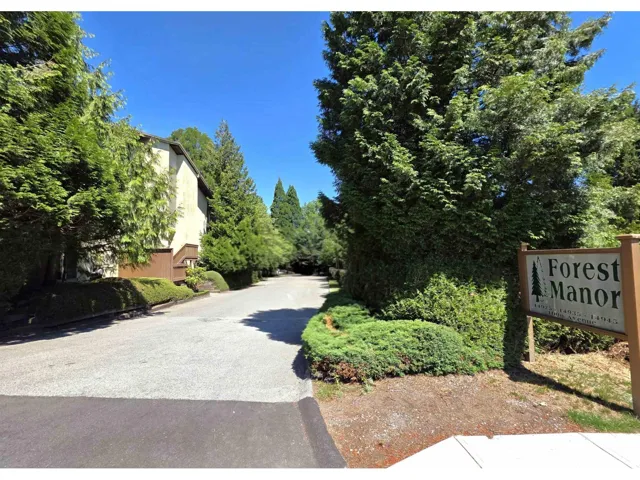 312 14945 100 AVENUE, Surrey, British Columbia V3R1J6