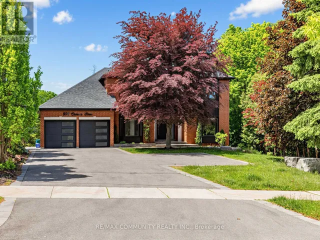 806 CLARENCE STREET E, Vaughan (Islington Woods), Ontario L4L8V2