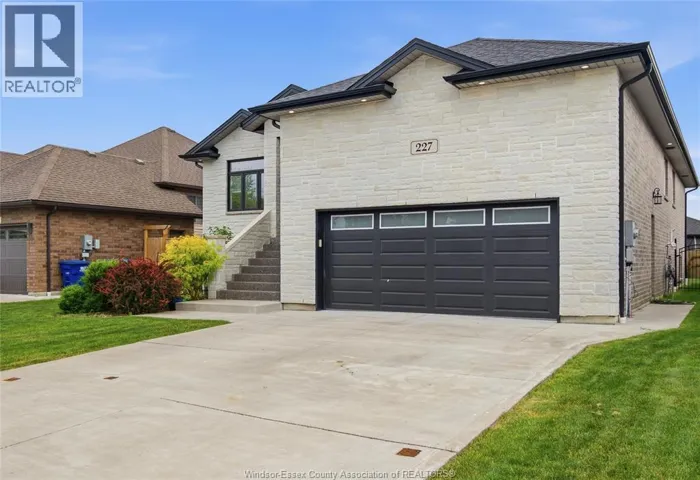 227 SUMMER STREET, Belle River, Ontario N8L0G6