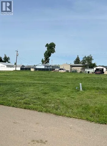 114 5 Street NW, Redcliff, Alberta T0J2P0
