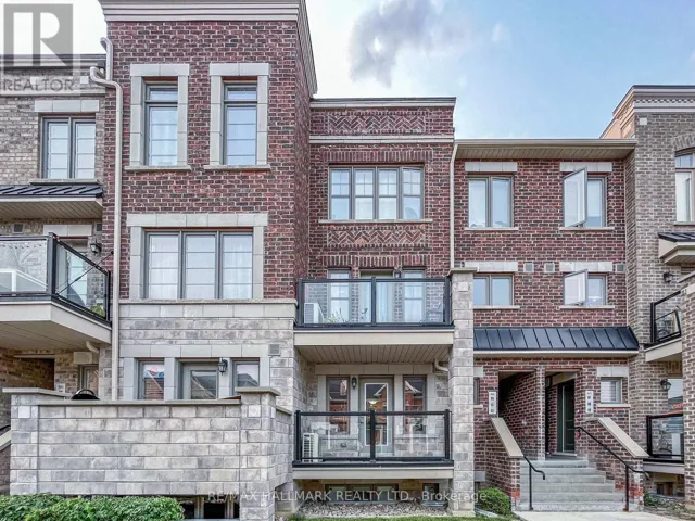 92 - 100 PARROTTA DRIVE, Toronto (Humberlea-Pelmo Park), Ontario M9M0G1