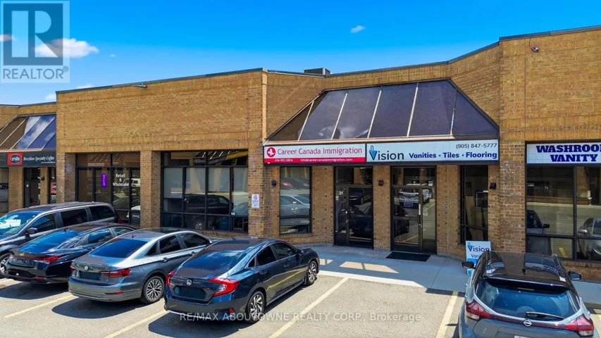 31 - 775 PACIFIC ROAD, Oakville (QE Queen Elizabeth), Ontario L6L6M4