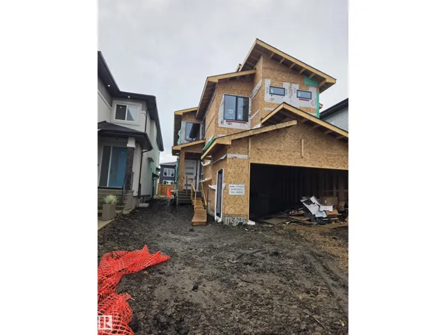 113 29A ST SW, Edmonton, Alberta T6X3E1