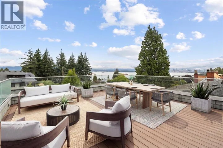 4693 W 3RD AVENUE, Vancouver, British Columbia V6R1N5