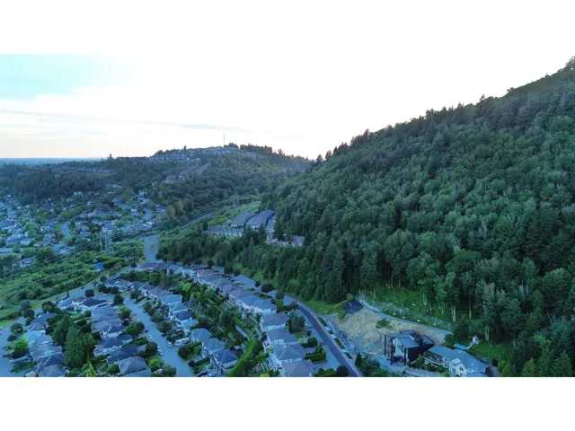 2 36228 SANDRINGHAM DRIVE, Abbotsford, British Columbia V3G2M5