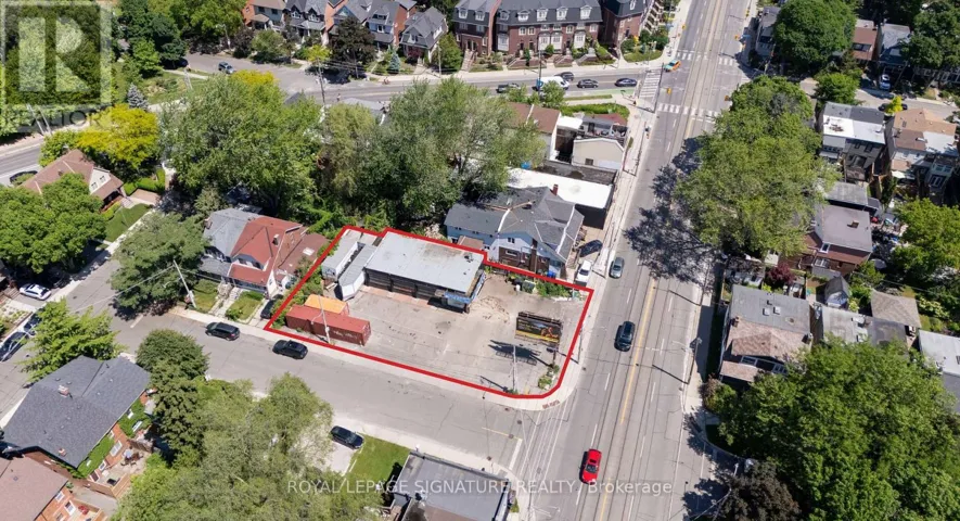 76 KINGSTON ROAD, Toronto (Woodbine Corridor), Ontario M4L1S6