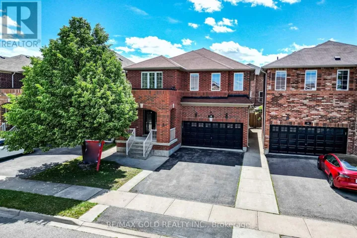 18 TRAVIS CRESCENT, Brampton (Fletcher's Meadow), Ontario L7A0P2