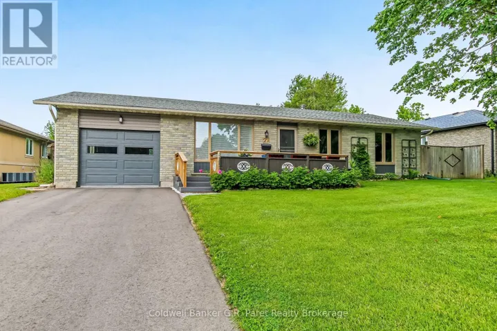 27 WOODCOCK DRIVE, Tillsonburg, Ontario N4G4M3