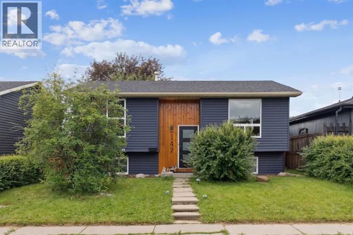 147 Falchurch Crescent NE, Calgary, Alberta T3J1J9