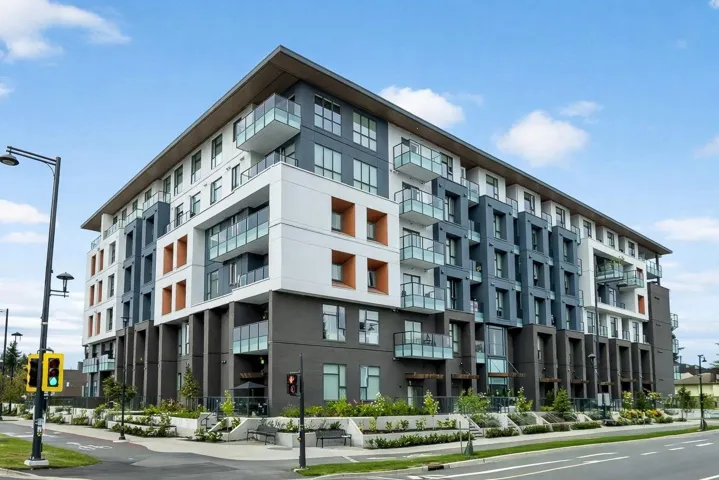 E512 10829 140 STREET, Surrey, British Columbia V6V0A8