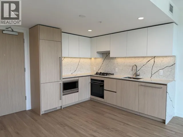 1103 2135 SPRINGER AVENUE, Burnaby, British Columbia V5B3K4