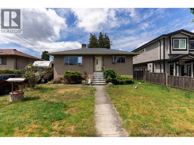 7465 ROSEWOOD STREET, Burnaby, British Columbia V5E2G6