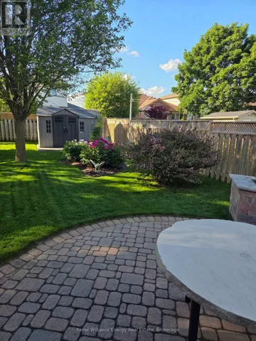 18 ARRAN COURT, Clarington (Courtice), Ontario L1E2E5