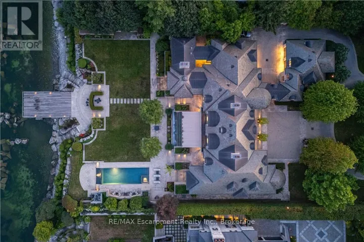 2054 LAKESHORE ROAD E, Oakville (FD Ford), Ontario L6J1M3