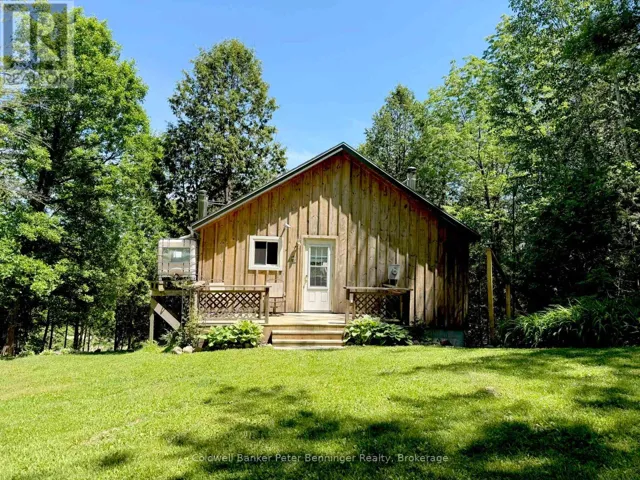 300 CANROBERT STREET, Arran-Elderslie, Ontario N0G2N0