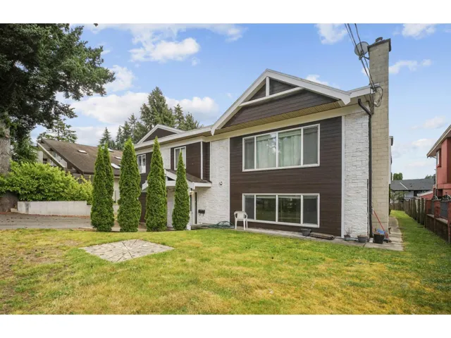 11860 75A AVENUE, Delta, British Columbia V4C1J9