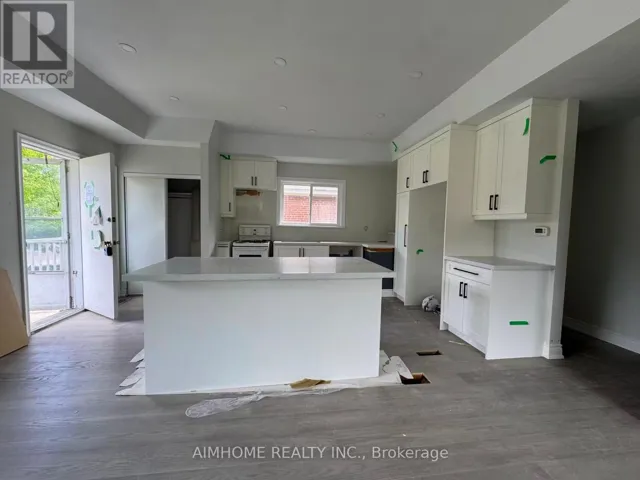 36 MORAINE HILL DRIVE, Toronto (Tam O'Shanter-Sullivan), Ontario M1T1Z9