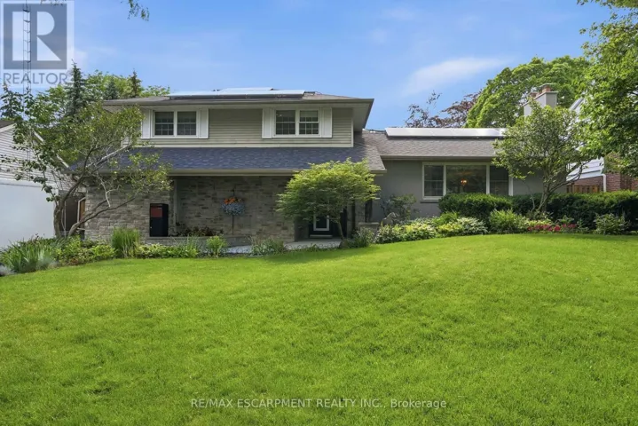 1321 FAIRWAY COURT, Burlington (Tyandaga), Ontario L7P1M5
