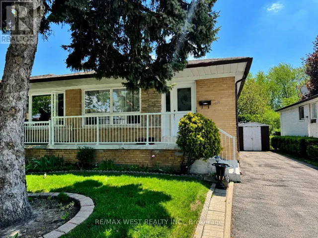 7484 DISCUS CRESCENT, Mississauga (Malton), Ontario L4T2V3