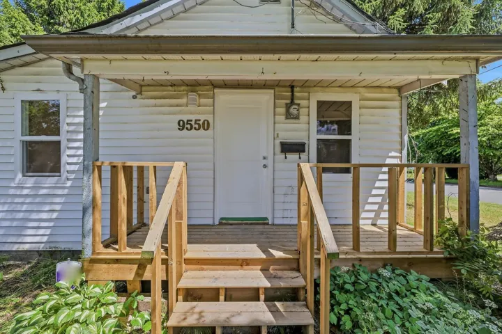 9550 VICTOR STREET, Chilliwack Proper East, Chilliwack, British Columbia V2P5B4