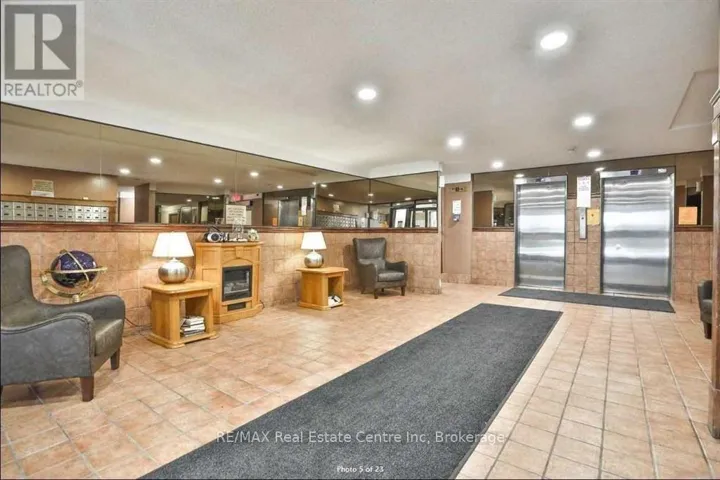 17 - 15 ALBRIGHT ROAD N, Hamilton (Vincent), Ontario L8K5J2