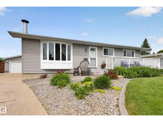 21 MILBURN CR, Sherwood Park, Alberta T8A0T9