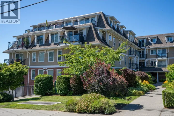 204 4536 Viewmont Ave, Saanich, British Columbia V8Z5L2