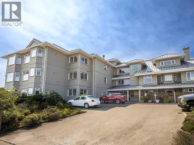 202-4685 JOYCE AVE, Powell River, British Columbia None