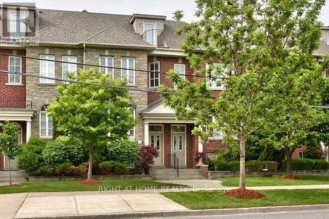 2 - 116 EVANS AVENUE, Toronto (Mimico), Ontario M8Z6C5