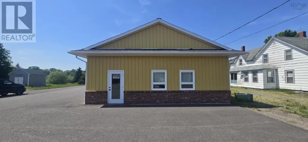 1 687 Central Avenue, Greenwood, Nova Scotia B0P1R0