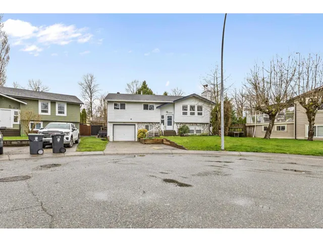 26824 ALDER DRIVE, Langley, British Columbia V4W3G9