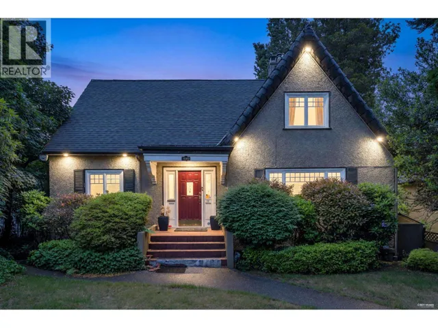 1049 W 33RD AVENUE, Vancouver, British Columbia V6M1A1